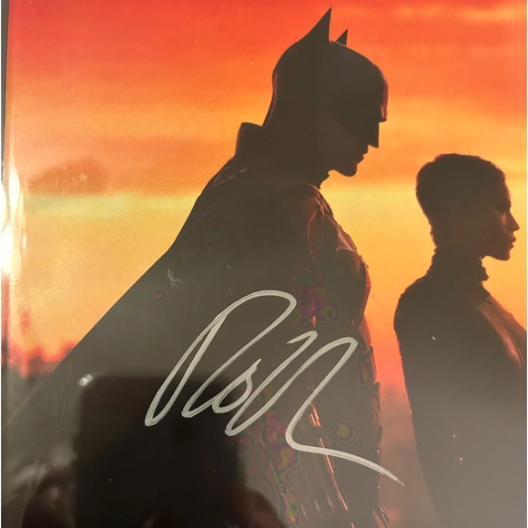 Robert Pattison, CGC, comic book signed for Batman “the killing time graded, 9.8 - Picture 3 of 10